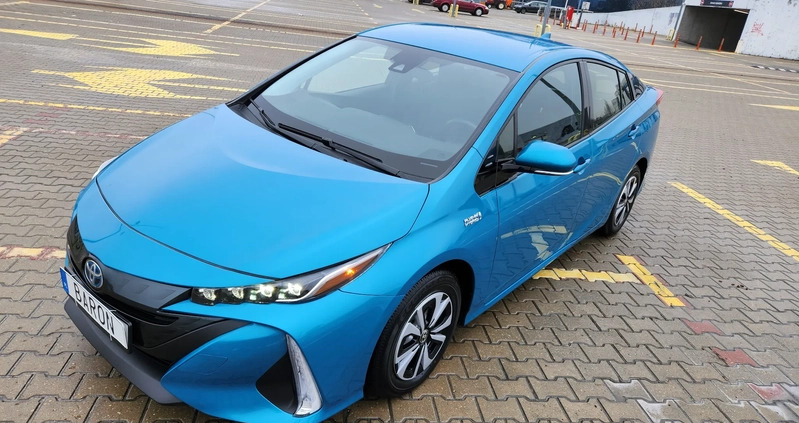 Toyota Prius cena 89700 przebieg: 6000, rok produkcji 2017 z Chorzele małe 667